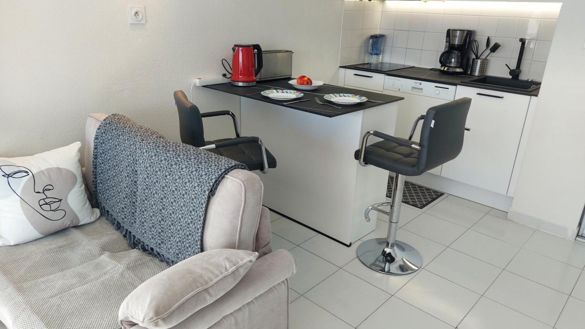 Boutique Apartment Hirondelle Port Frejus Exterior photo